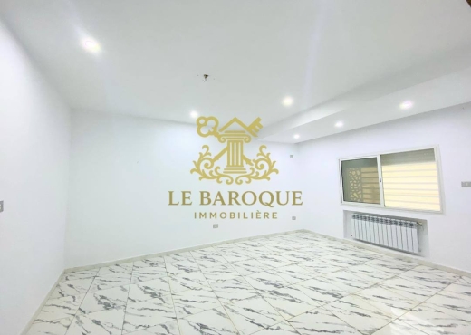 Rez-de-chaussée avec entrée indépendante