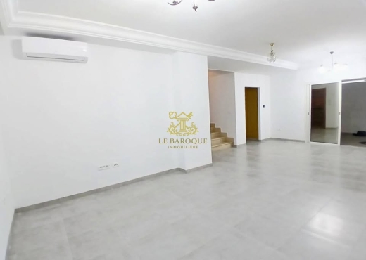 À louer duplex S+3 avec garage a kheireddine - Bien immobilier à {"id":23,"country_id":219,"name":"TUNIS","slug":"tunis"} - Agence Immobilière le baroque