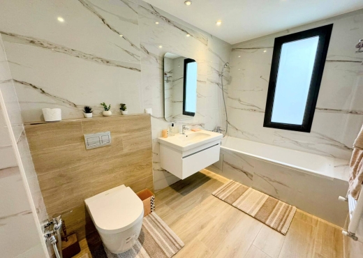 À louer – Duplex S+3 meublé à La Marsa❤️💙 - Bien immobilier à {"id":23,"country_id":219,"name":"TUNIS","slug":"tunis"} - Agence Immobilière le baroque